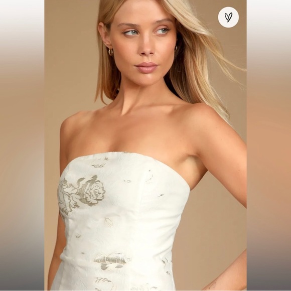 NWT Lulu’s Cultivated Love White Floral Jacquard Strapless Maxi Dress, Size M - Picture 2 of 10